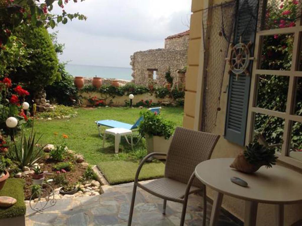 Asterias Studios & Apartments Kalyves Bagian luar foto