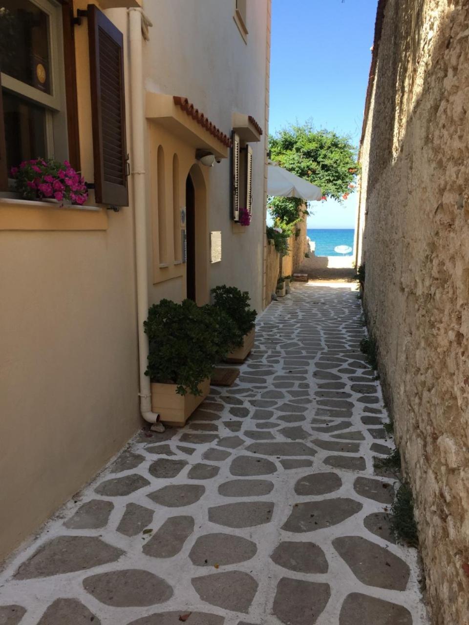 Asterias Studios & Apartments Kalyves Bagian luar foto